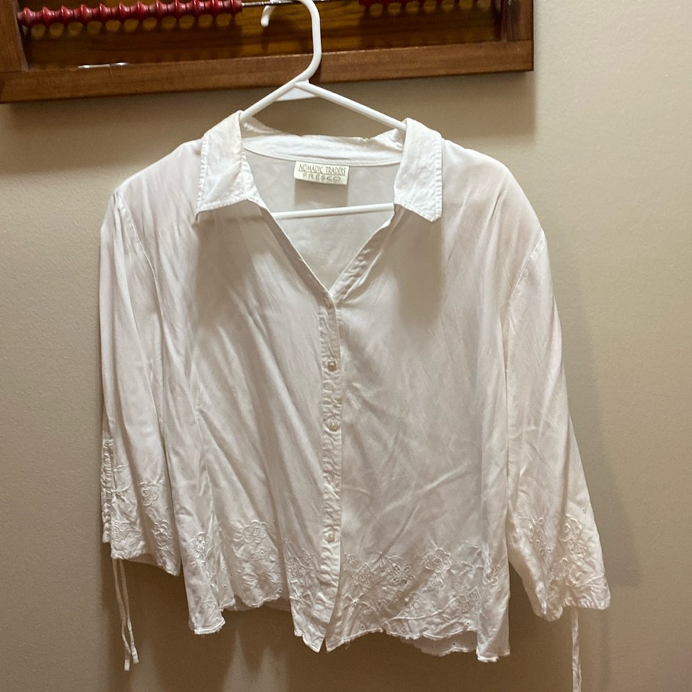 Women’s shirt